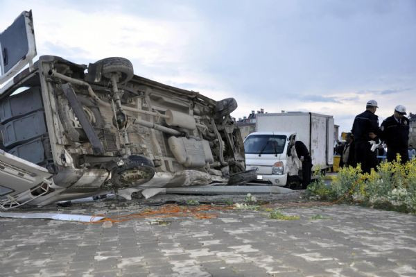 Elazığ'da feci kaza - Resim: 1