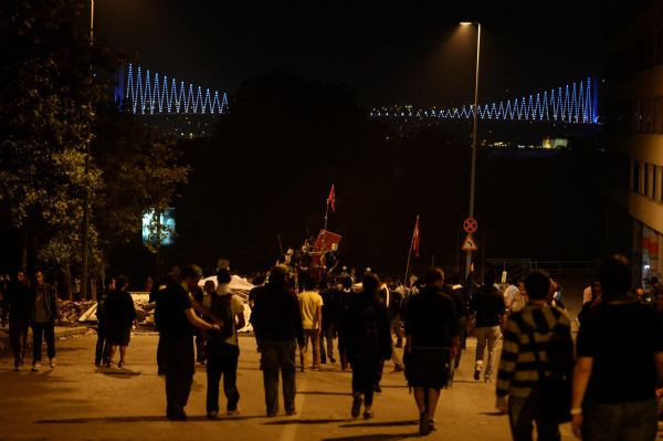 Taksim'den ilgi çeken fotoğraflar - Resim: 2
