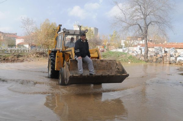 Edirne sular altında kaldı - Resim: 1