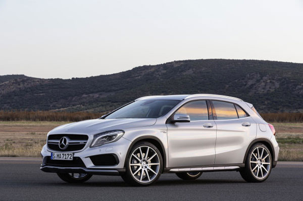 Mercedes GLA 45 AMG yollara çıkıyor - Resim: 1