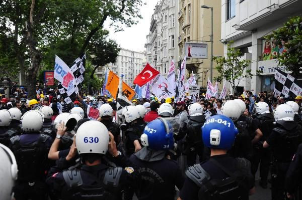 Taksim'de son durum! Müdahale anında neler yaşandı? - Resim: 4