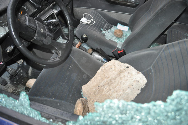 Muhtar seçimlerinde birbirlerine girdiler! - Resim: 4