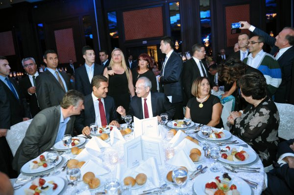 Kılıçdaroğlu nikah şahidi oldu - Resim: 3