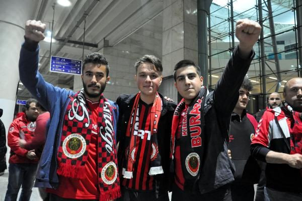 Gençlerbirliği Süper Lig'e yükseldi taraftar çıldırdı - Resim: 2