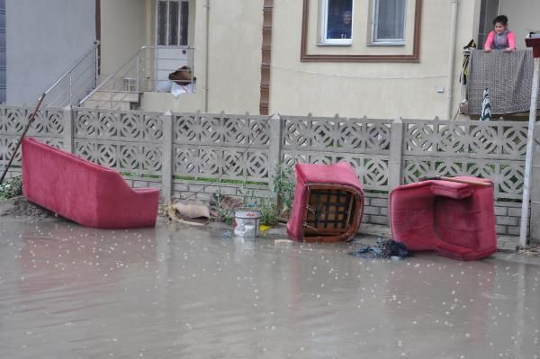 Afyonkarahisar'da sağanak hayatı olumsuz etkiledi - Resim: 2