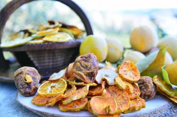 Belediyede memurken işten atılan başörtülü genç kadın patron oldu! - Resim: 2