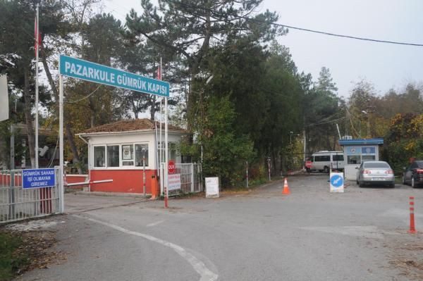 Sınır dışı edilen DEAŞ'lının son durumu! Ne yiyor ne içiyor 3 gündür kapıda bekliyor - Resim: 4