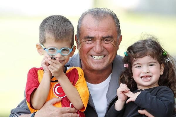 Koronavirüse yakalanan Fatih Terim ve kızlarının güçlü bağı - Resim: 3