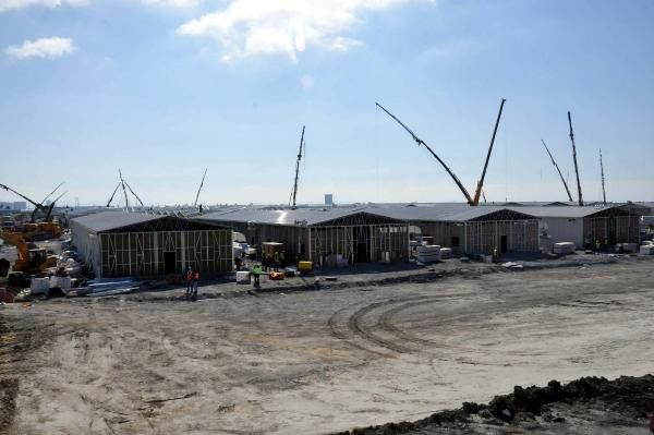 Atatürk Havalimanı'ndaki salgın hastanesinde bazı bölümlerin çatıları tamamlandı - Resim: 4