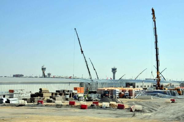 Atatürk Havalimanı'ndaki salgın hastanesinde bazı bölümlerin çatıları tamamlandı - Resim: 3