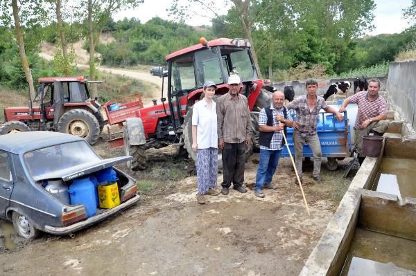 Tekirdağ'da inanılmaz görüntüler! Köylülerin susuzluktan içtikleri su inanılmaz - Resim: 1