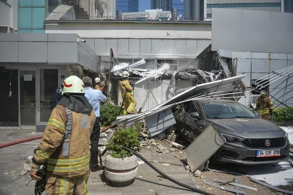 Gayrettepe'de dehşet anları! Trafo patladı ardından yangın çıktı - Resim: 1