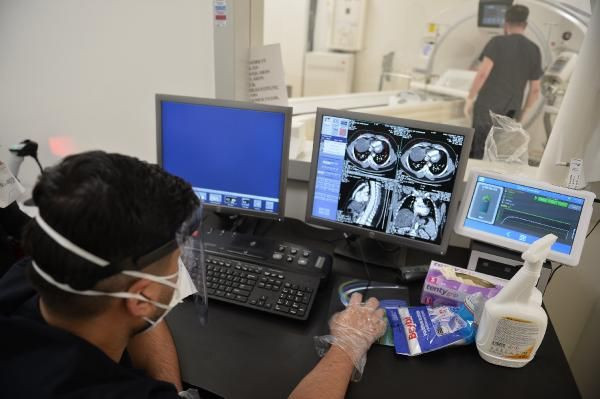 En kritik noktada 3 ay önce açıldı, günde yaklaşık 1500 hasta başvuruyor - Resim: 4