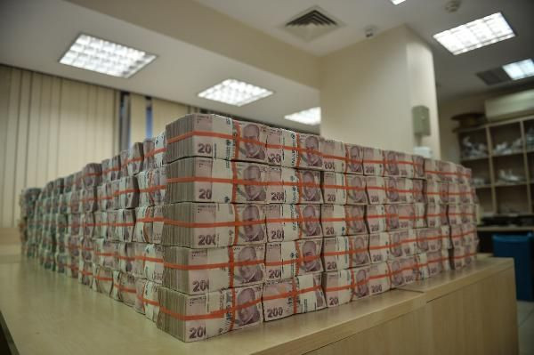 Tarihin en büyük ikramiyesi tek tek sayıldı! Görenler şaşırdı - Resim: 2