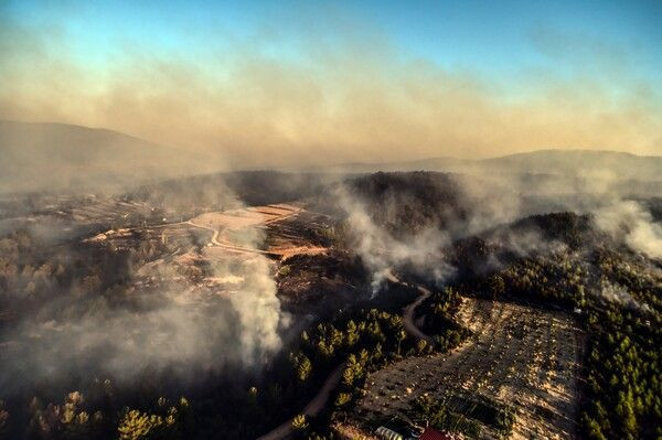 Muğla Marmaris'te yürek dağlayan kareler! Helikopterden görüntülendi - Resim: 2