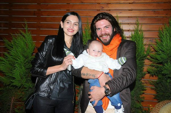 Tolga Karel'in eski eşi çırılçıplak plaja indi! Verdiği pozlarla kasıp kavurdu - Resim: 3