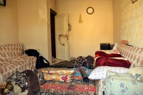 Mersin'de tahralı vahşet! 5 çocuğunun annesini katletti - Resim: 0