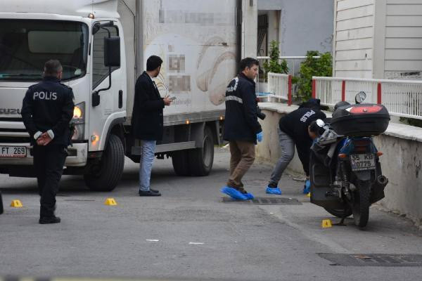 İzmir'de 'hatalı park' kavgası oğlunun gözü önünde öldürdü - Resim: 0