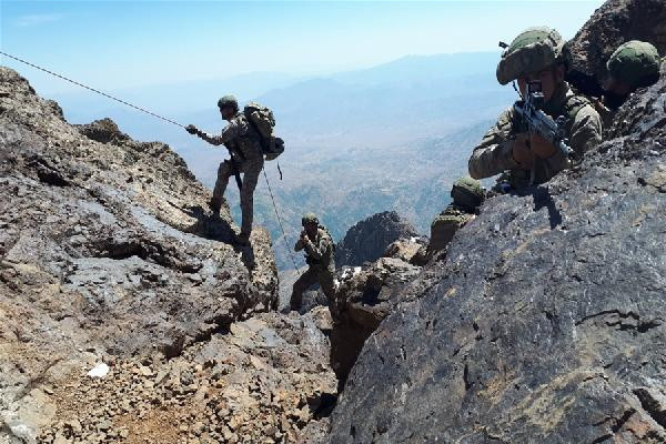 Pençe operasyonunda etkisiz hale getirilen terörist sayısı belli oldu - Resim: 1