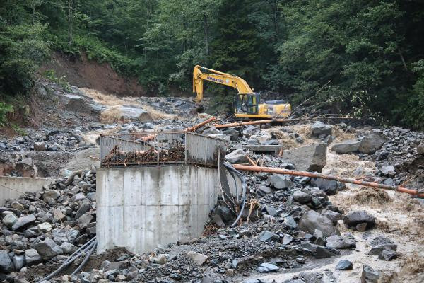 Süleyman Soylu, Trabzon'daki sel felaketinden acı haberi verdi - Resim: 3