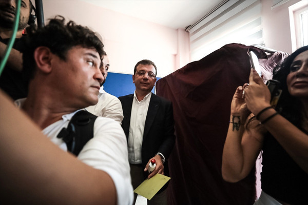 Ekrem İmamoğlu oyunu kullandı Binali Yıldırım'ın 'helallik' sözlerine yanıt verdi - Resim: 0