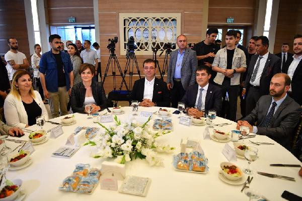 Ekrem İmamoğlu'ndan İBB'deki istifalarla ilgili açıklama - Resim: 0