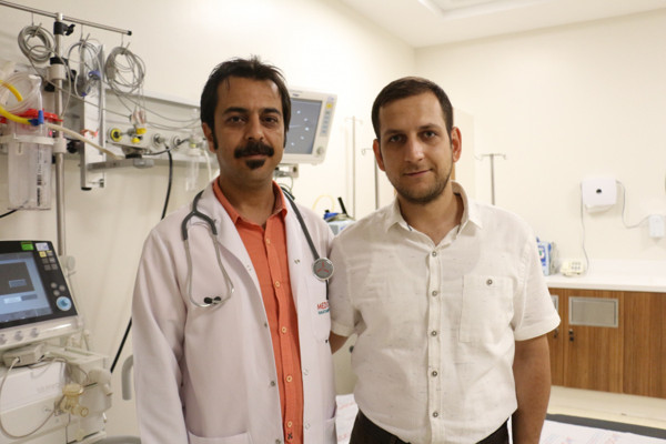 İnşaatta üzerine düşen mermer hayatını kurtardı - Resim: 1