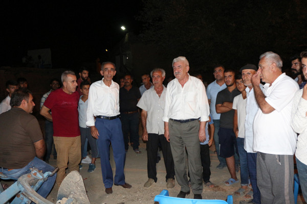 Batman'da sulama kanalının borusu patladı ekili alanlar sular altında kaldı - Resim: 0