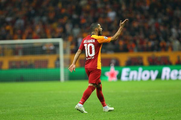 UltrAslan küfürbaz Belhanda'yı bombaladı: Ahlaksızlığı sineye çekemeyiz - Resim: 1