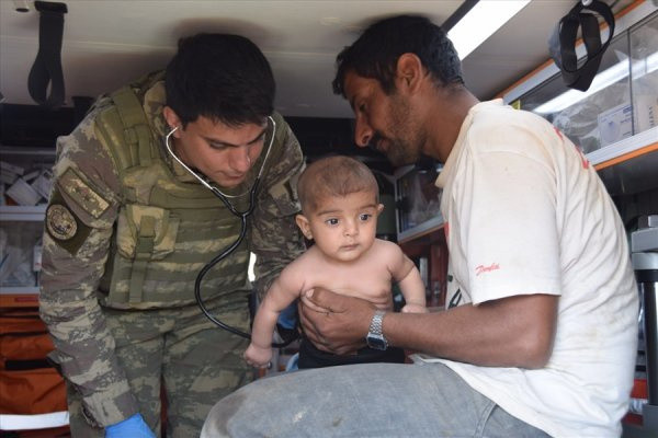 Tel Abyad ve Resulayn’da halkın yaraları sarılıyor - Resim: 2