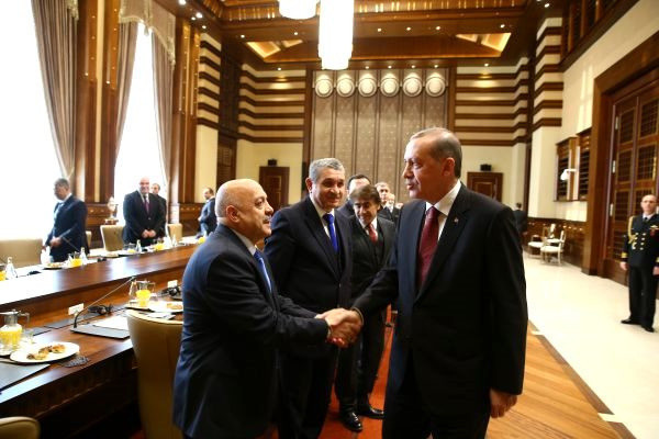 Hak-İş Başkanı Mahmut Arslan'dan asgari ücret eleştirisi: Bir jest göremiyorum - Resim: 0