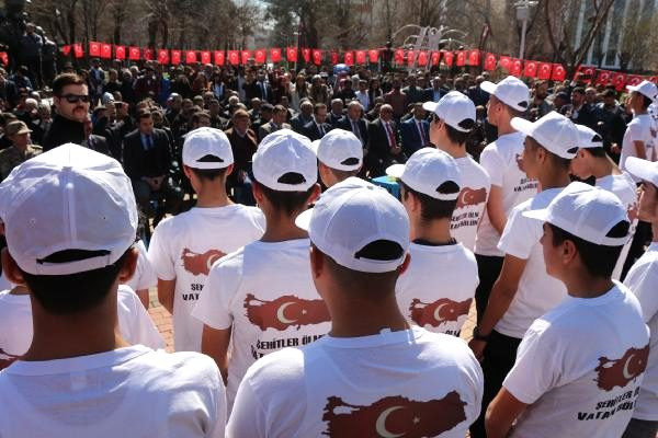 Batmanlı İdlib şehidin babası: 3 bin kişilik aşiretimizle Türkiye için ölmeye hazırız - Resim: 1