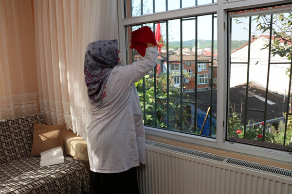 Sultanbeyli Kaymakamlığı “Şefkat Eli Projesiyle” yaşlı ve engellilere sahip çıkıyor - Resim: 2