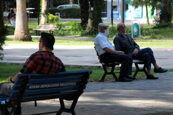 Yaz geri geldi! Adana’da termometreler 45 dereceyi gösterdi - Resim: 0