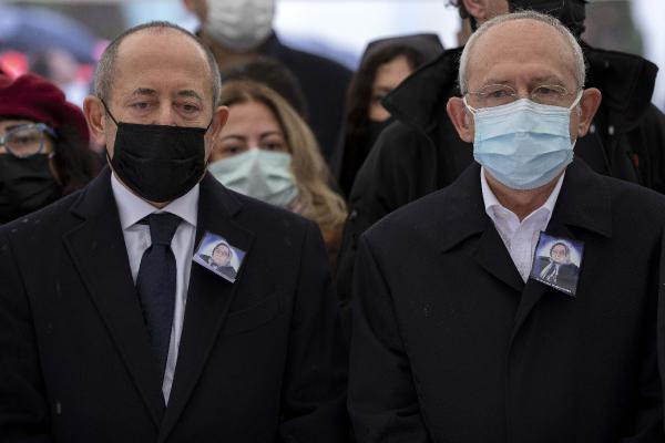 Kemal Kılıçdaroğlu Akif Hamzaçebi'nin annesinin cenaze törenine katıldı - Resim: 0