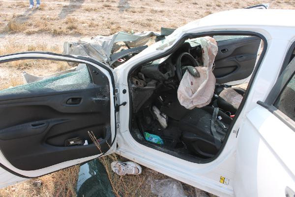 Aksaray'da feci kaza! TIR'a arkadan çaptı - Resim: 0