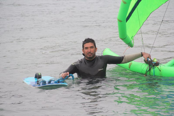 Adana'da denizde gören telefona sarıldı! Gerçek çok farklı çıktı - Resim: 1