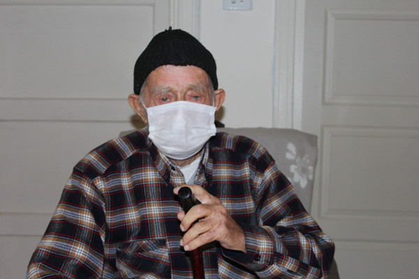 Isparta'da 95 yaşında koronayı yendi yaşadıklarını anlattı: Çok zorluklar çektim - Resim: 0