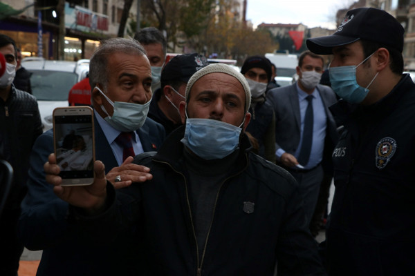 Manisa'da intihar etmek için inşaata çıktı! İsteği herkesi şaşırttı - Resim: 0
