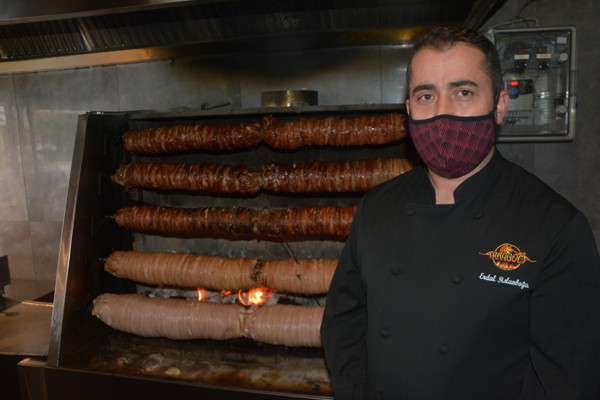 Balıkesir'de pandemide kokorece talep patladı! İthal bağırsak darbesi - Resim: 0