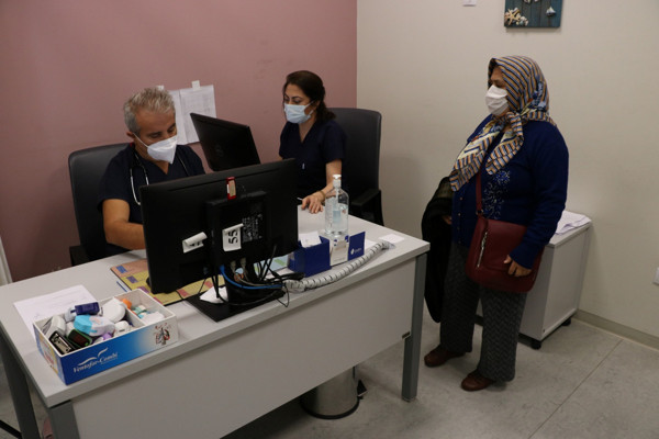 Manisa'da koronavirüsü yendi 11 kilo verdi: İlk kez ölümü gördüm - Resim: 0