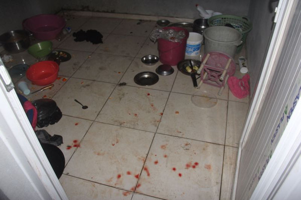 Adana'da öfkeli koca sinir krizine girdi! 19 yaş küçük eşine kabusu yaşattı - Resim: 0