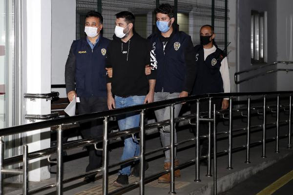 Adana'da bir garip olay! Boğazını kestiği tavuğu ateşe atıp, cinler alemine adadığını söyledi - Resim: 1