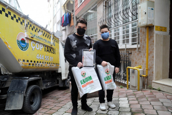 Samsun'da çöp diye aldılar! Poşetten çıkanları görünce şaşkına döndüler - Resim: 0