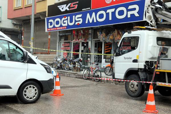 Gaziantep'te 32 yaşındaki adam yürürken feci şekilde can verdi - Resim: 1