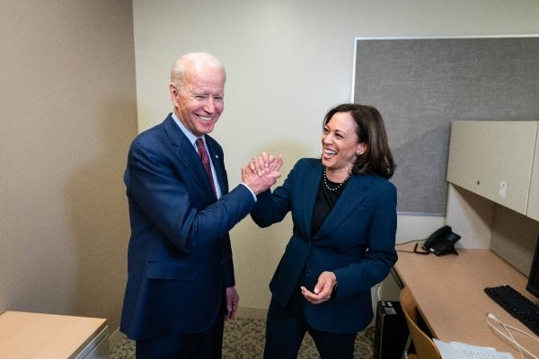 Joe Biden yönetimine giren ikinci Türk Özge Güzelsu oldu - Resim: 1