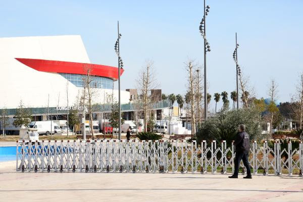 Antalya'da sır gibi saklanıyor ziyarete kapatıldı! Ultralüks villada kalıyor - Resim: 1