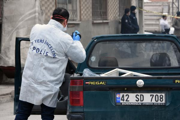 Konya'da dehşet! Buzdolabı tamircisi direksiyon başında uğradığı silahlı saldırıda öldü - Resim: 0