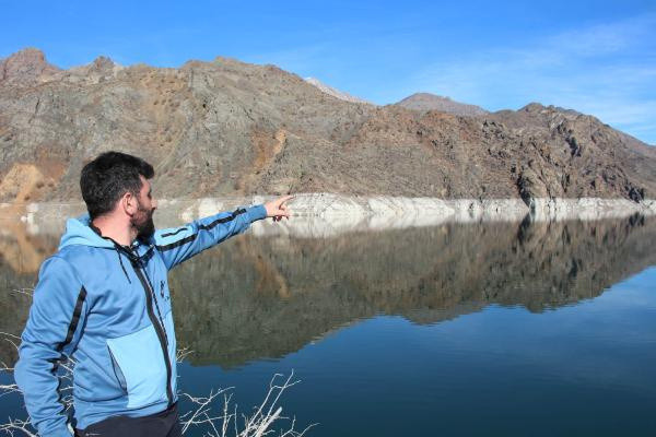 Erzurum'da görenler hayret etti: Gelip burada resim çekip izliyorlar - Resim: 1