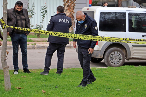 Antalya'da alacağını istedi! Başına gelmeyen kalmadı - Resim: 0